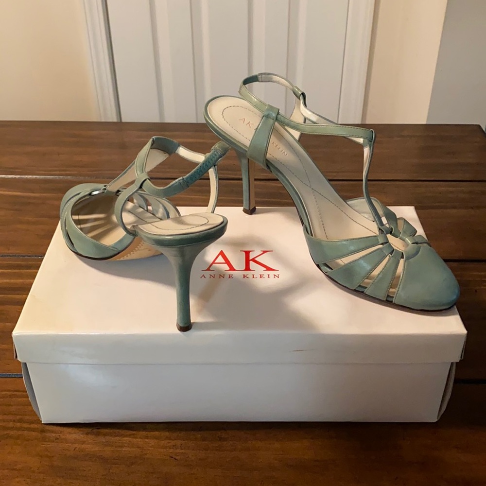 Anne Klein, Magelati, Light Blue,Leather, Size 10M